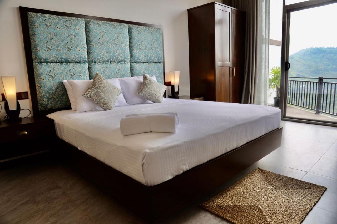 Riverbank Resort غامبولا المظهر الخارجي الصورة
