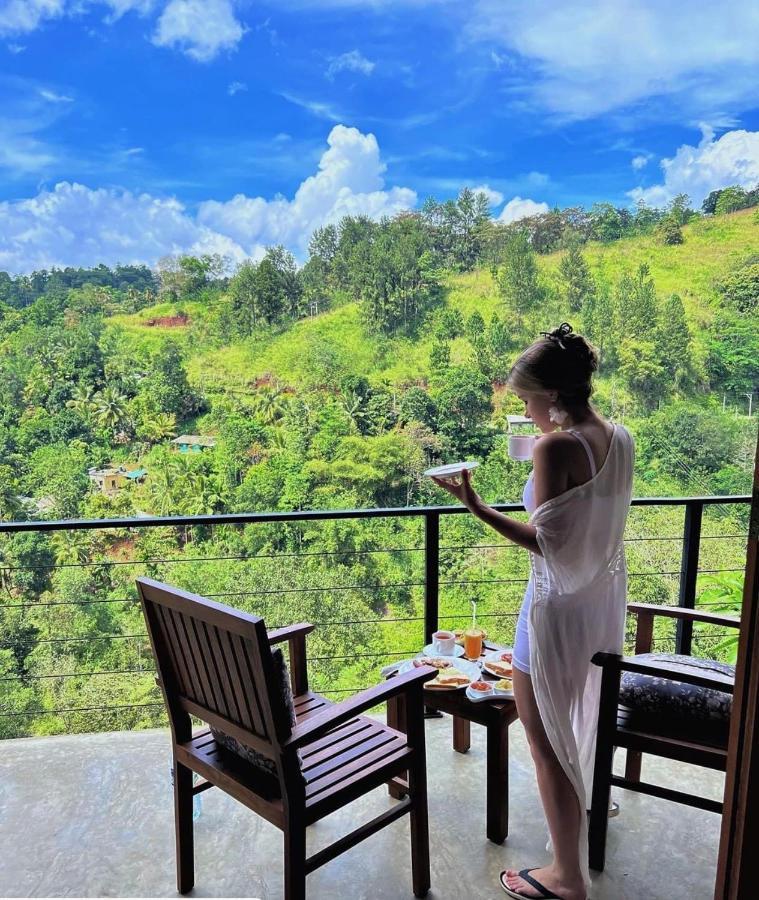 Riverbank Resort غامبولا المظهر الخارجي الصورة